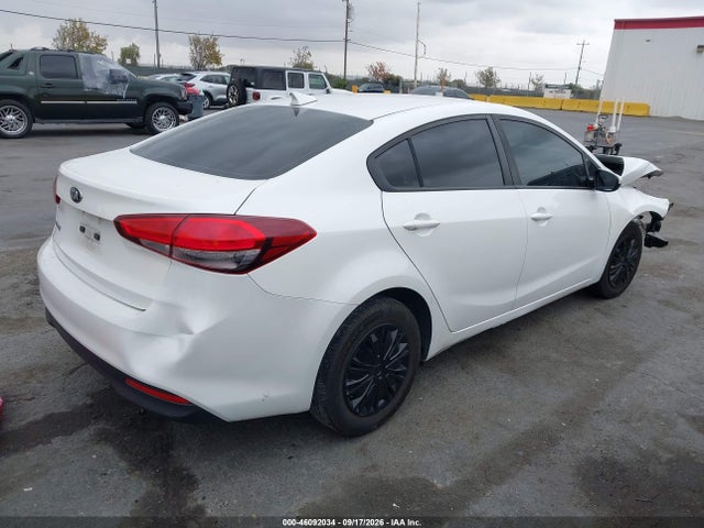 KIA FORTE LX 2018 3KPFL4A75JE235670 Image 4