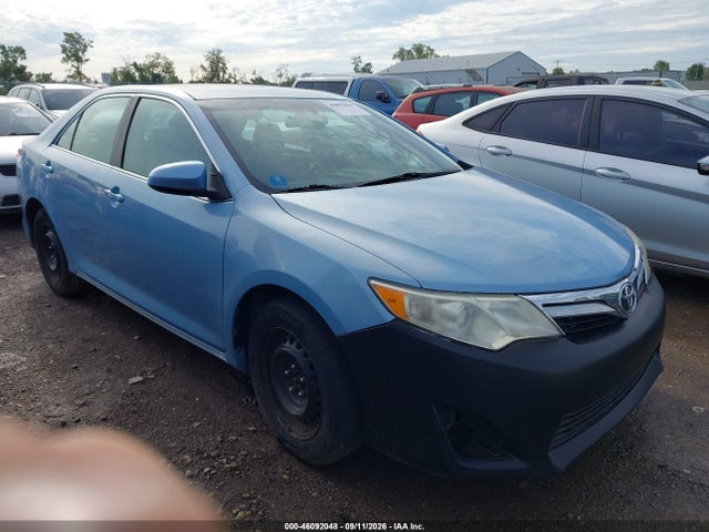 2013 Toyota Camry Le მანქანა იყიდება აუქციონზე, vin: 4T1BF1FK1DU718172, აუქციონის ნომერი: 46092048