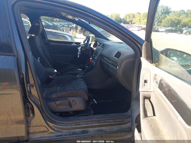46092087 :رقم المزاد ، WVWHD7AJ5AW421413 vin ، 2010 Volkswagen Gti 4-door مزاد بيع
