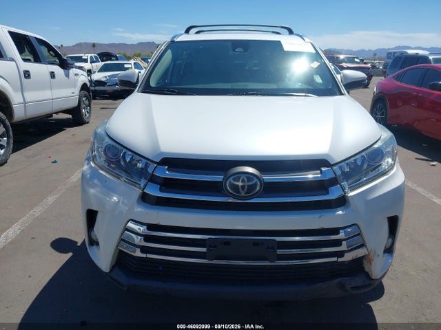 Toyota Highlander Limited 2017 5TDYZRFH8HS210932 Image 12