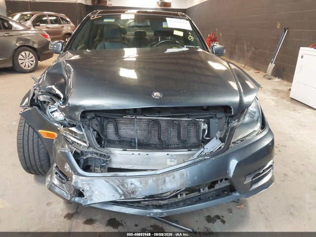 46092149 :رقم المزاد ، WDDGF8AB3EA891940 vin ، 2014 Mercedes-benz C 300 Sport 4matic مزاد بيع