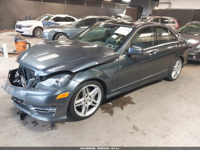46092149 :رقم المزاد ، WDDGF8AB3EA891940 vin ، 2014 Mercedes-benz C 300 Sport 4matic مزاد بيع