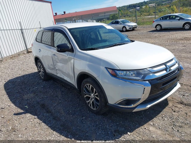 46092163 :رقم المزاد ، JA4AZ2A39HZ057586 vin ، 2017 Mitsubishi Outlander Es مزاد بيع