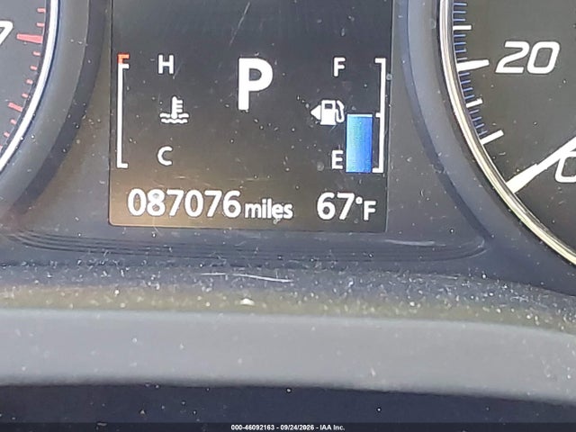 46092163 :رقم المزاد ، JA4AZ2A39HZ057586 vin ، 2017 Mitsubishi Outlander Es مزاد بيع