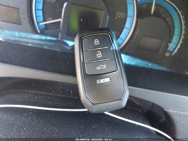 2012 Toyota Camry Hybrid Xle მანქანა იყიდება აუქციონზე, vin: 4T1BD1FK2CU044389, აუქციონის ნომერი: 46092166