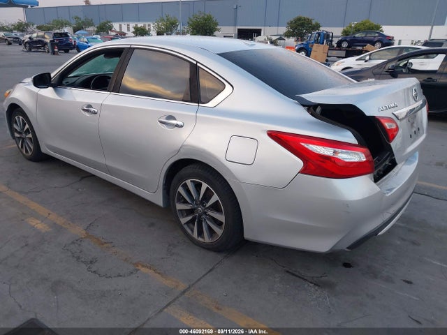 46092169 :رقم المزاد ، 1N4AL3AP6HC207355 vin ، 2017 Nissan Altima 2.5 Sl مزاد بيع