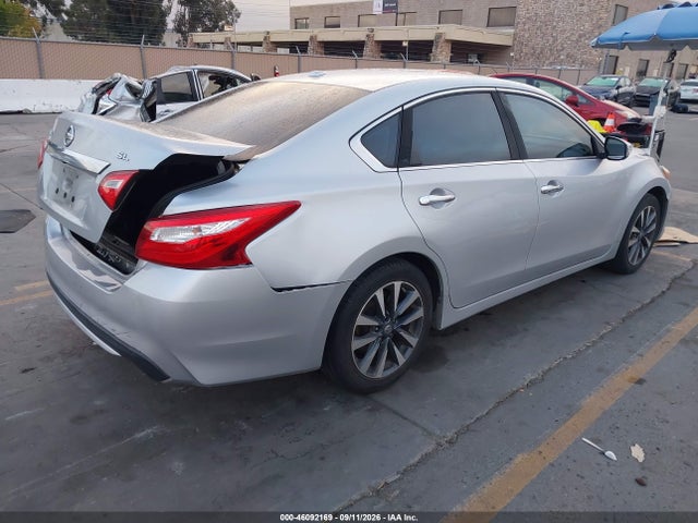 46092169 :رقم المزاد ، 1N4AL3AP6HC207355 vin ، 2017 Nissan Altima 2.5 Sl مزاد بيع