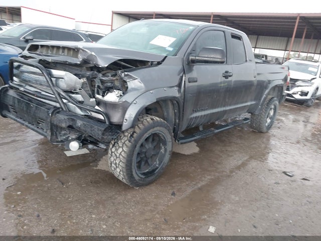 Aukcja sprzedaży 2017 Toyota Tundra Sr5 5.7l V8, vin: 5TFUW5F15HX630161, numer aukcji: 46092174