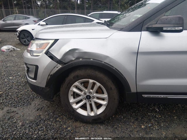 Ford EXPLORER XLT 2017 1FM5K7DH8HGC09915 Image 6