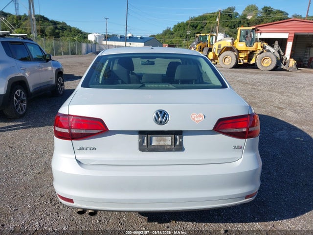 Продажа на аукционе авто 2017 Volkswagen Jetta 1.4t S, vin: 3VW2B7AJ8HM347598, номер лота: 46092197