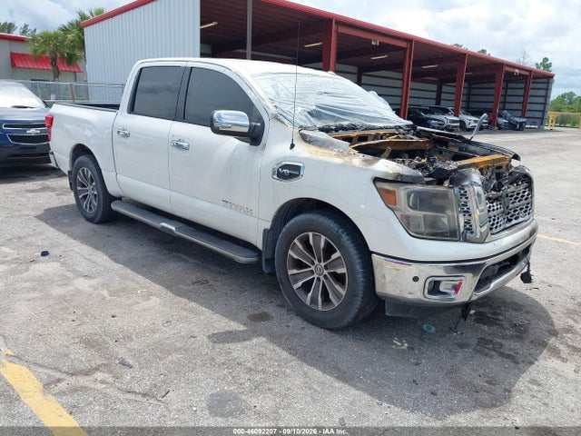 46092207 :رقم المزاد ، 1N6AA1E61HN562005 vin ، 2017 Nissan Titan Sl مزاد بيع