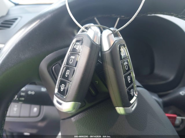46092293 :رقم المزاد ، KMHRC8A39SU363085 vin ، 2025 Hyundai Venue Sel مزاد بيع