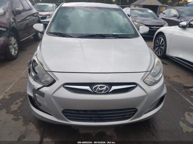 2013 Hyundai Accent Gls მანქანა იყიდება აუქციონზე, vin: KMHCT4AE9DU500884, აუქციონის ნომერი: 46092324