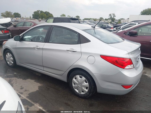 2013 Hyundai Accent Gls მანქანა იყიდება აუქციონზე, vin: KMHCT4AE9DU500884, აუქციონის ნომერი: 46092324
