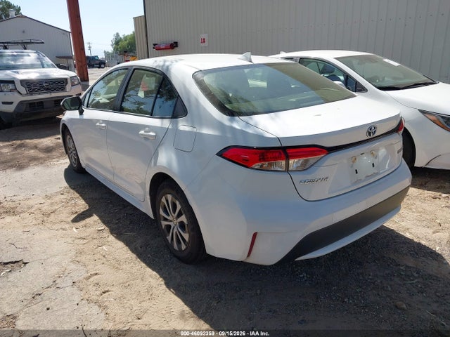 Toyota Corolla Hybrid Le 2022 JTDEAMDE8N3002407 Image 3