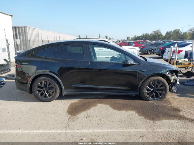 2022 Tesla Model X Dual Motor All-wheel Drive/plaid Tri Motor All-wheel Drive მანქანა იყიდება აუქციონზე, vin: 7SAXCDE5XNF343654, აუქციონის ნომერი: 46092371