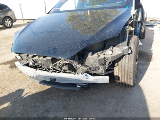 2022 Tesla Model X Dual Motor All-wheel Drive/plaid Tri Motor All-wheel Drive მანქანა იყიდება აუქციონზე, vin: 7SAXCDE5XNF343654, აუქციონის ნომერი: 46092371