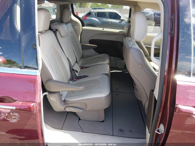 Продаж на аукціоні авто 2018 Chrysler Pacifica Touring L, vin: 2C4RC1BG0JR106969, номер лоту: 46092391