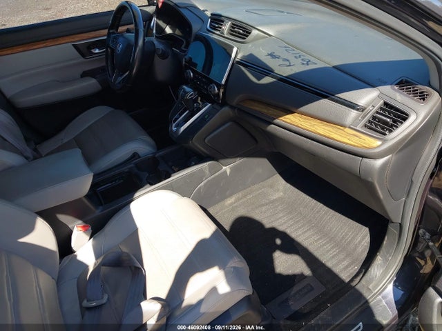 2018 Honda Cr-v Touring მანქანა იყიდება აუქციონზე, vin: 7FARW2H93JE018570, აუქციონის ნომერი: 46092408