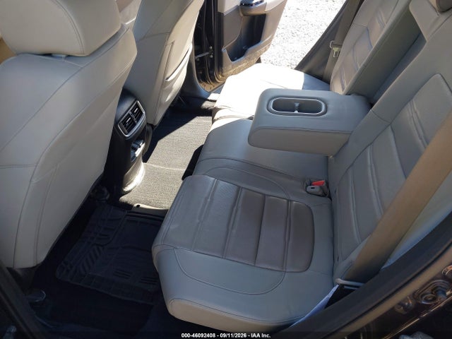 2018 Honda Cr-v Touring მანქანა იყიდება აუქციონზე, vin: 7FARW2H93JE018570, აუქციონის ნომერი: 46092408