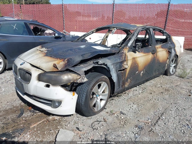 46092459 :رقم المزاد ، WBAXG5C57DDY33644 vin ، 2013 Bmw 528i مزاد بيع