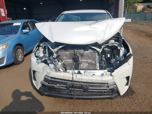 Продаж на аукціоні авто 2019 Toyota Highlander Le, vin: 5TDBZRFH9KS953113, номер лоту: 46092508
