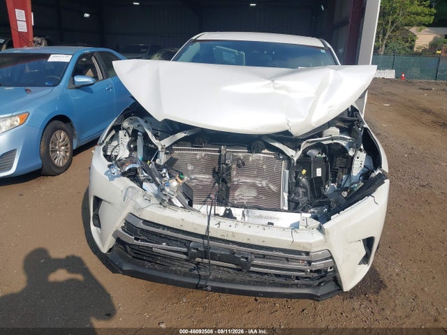 Продаж на аукціоні авто 2019 Toyota Highlander Le, vin: 5TDBZRFH9KS953113, номер лоту: 46092508