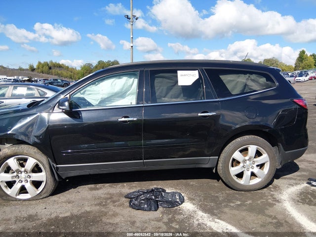 46092542 :رقم المزاد ، 1GNKRGKD0HJ350345 vin ، 2017 Chevrolet Traverse 1lt مزاد بيع