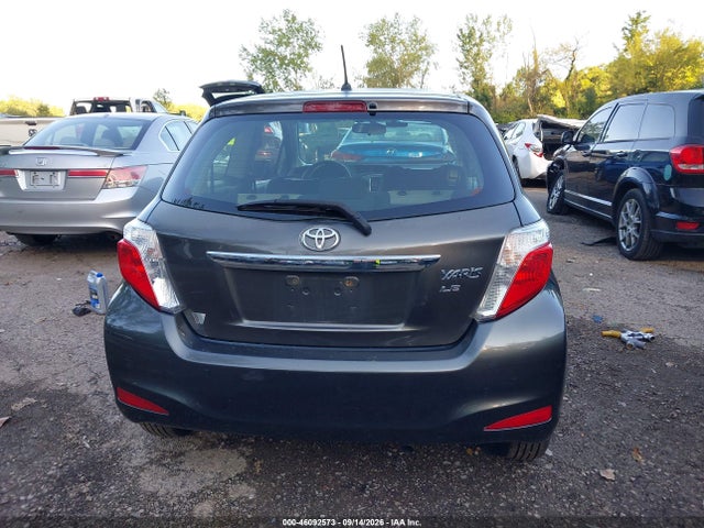 46092573 :رقم المزاد ، JTDJTUD34CD519945 vin ، 2012 Toyota Yaris Le مزاد بيع