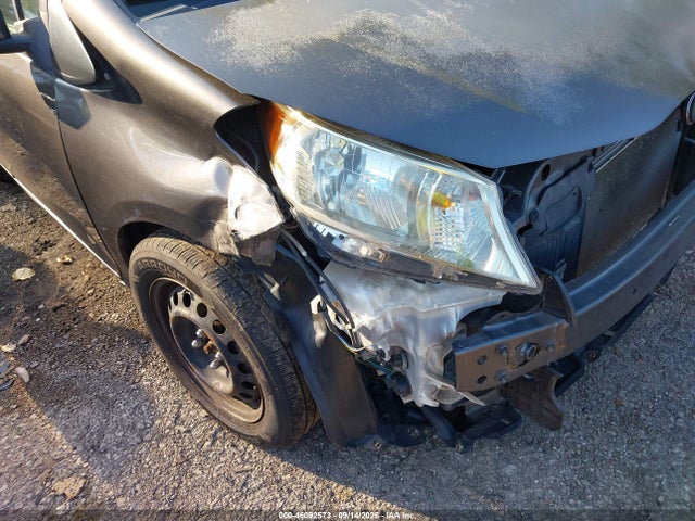 46092573 :رقم المزاد ، JTDJTUD34CD519945 vin ، 2012 Toyota Yaris Le مزاد بيع
