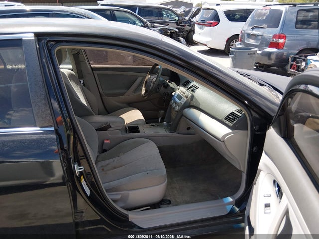 46092611 :رقم المزاد ، 4T1BF3EK2BU212893 vin ، 2011 Toyota Camry Le مزاد بيع
