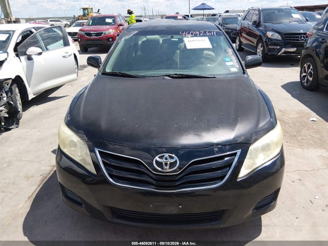 46092611 :رقم المزاد ، 4T1BF3EK2BU212893 vin ، 2011 Toyota Camry Le مزاد بيع