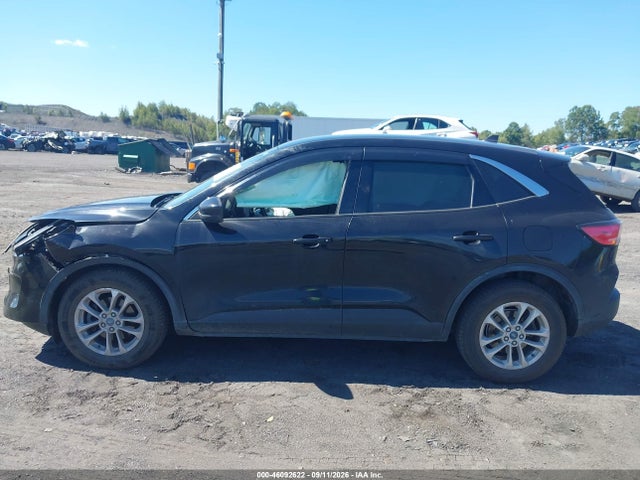 46092622 :رقم المزاد ، 1FMCU9G61MUA47810 vin ، 2021 Ford Escape Se مزاد بيع