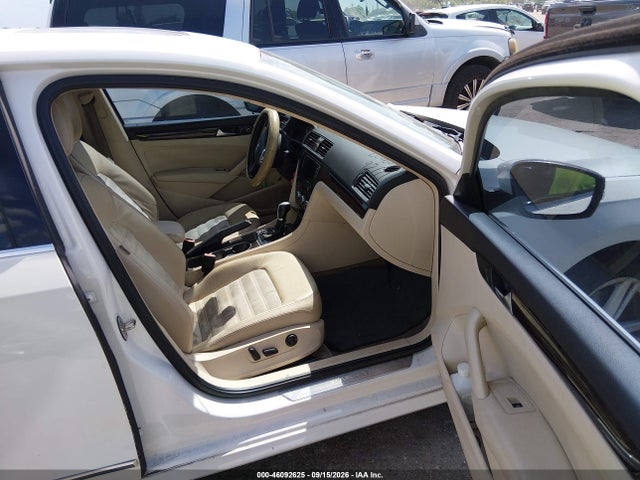 46092625 :رقم المزاد ، 1VWCT7A34FC049406 vin ، 2015 Volkswagen Passat 1.8t Sel Premium مزاد بيع
