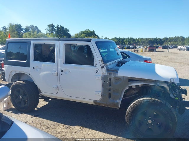 46092628 :رقم المزاد ، 1C4BJWDG7GL154701 vin ، 2016 Jeep Wrangler Unlimited Sport مزاد بيع