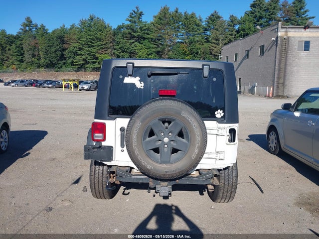 46092628 :رقم المزاد ، 1C4BJWDG7GL154701 vin ، 2016 Jeep Wrangler Unlimited Sport مزاد بيع