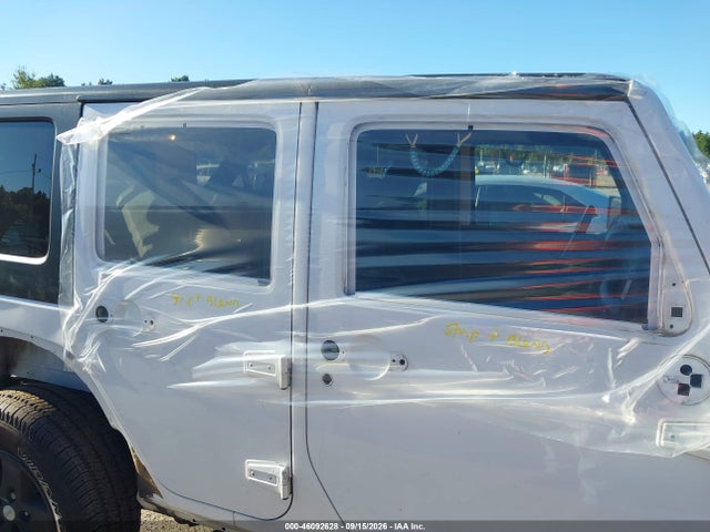 46092628 :رقم المزاد ، 1C4BJWDG7GL154701 vin ، 2016 Jeep Wrangler Unlimited Sport مزاد بيع