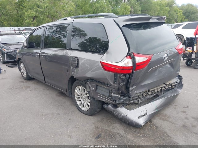 Продаж на аукціоні авто 2017 Toyota Sienna Xle 8 Passenger, vin: 5TDYZ3DC7HS806053, номер лоту: 46092660