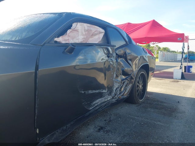 46092661 :رقم المزاد ، 2C3CDZAG9FH719323 vin ، 2015 Dodge Challenger Sxt مزاد بيع
