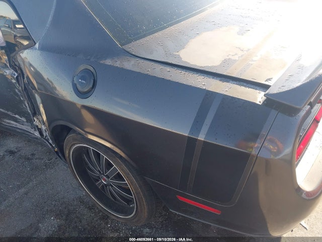46092661 :رقم المزاد ، 2C3CDZAG9FH719323 vin ، 2015 Dodge Challenger Sxt مزاد بيع