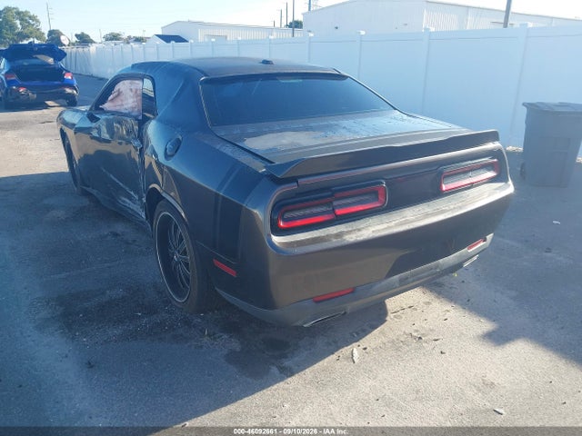 46092661 :رقم المزاد ، 2C3CDZAG9FH719323 vin ، 2015 Dodge Challenger Sxt مزاد بيع