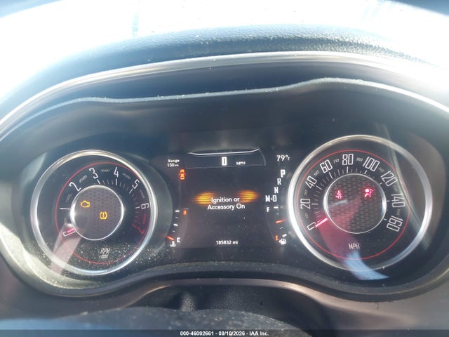 46092661 :رقم المزاد ، 2C3CDZAG9FH719323 vin ، 2015 Dodge Challenger Sxt مزاد بيع