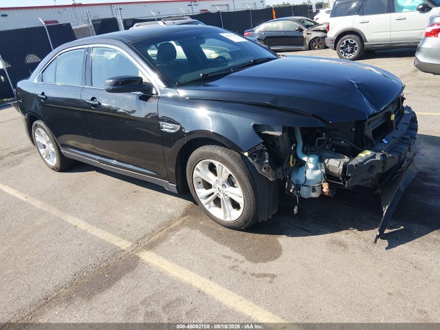 46092708 :رقم المزاد ، 1FAHP2E81DG145852 vin ، 2013 Ford Taurus Sel مزاد بيع
