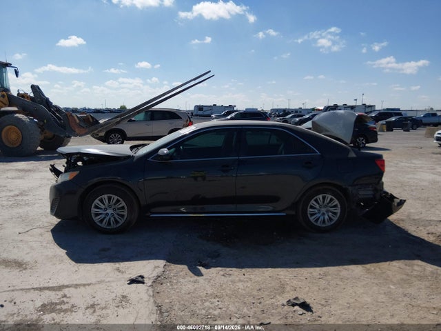 2014 Toyota Camry Le მანქანა იყიდება აუქციონზე, vin: 4T1BF1FK5EU401884, აუქციონის ნომერი: 46092718