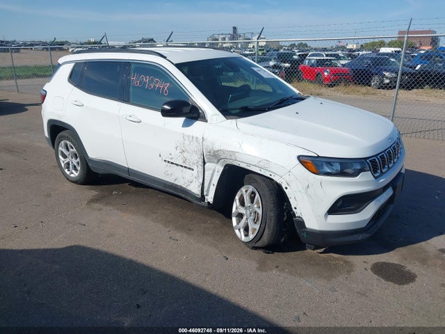 2024 Jeep Compass Latitude 4x4 მანქანა იყიდება აუქციონზე, vin: 3C4NJDBN8RT118137, აუქციონის ნომერი: 46092748