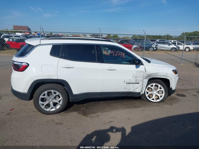 Auction sale of the 2024 Jeep Compass Latitude 4x4, vin: 3C4NJDBN8RT118137, lot number: 46092748