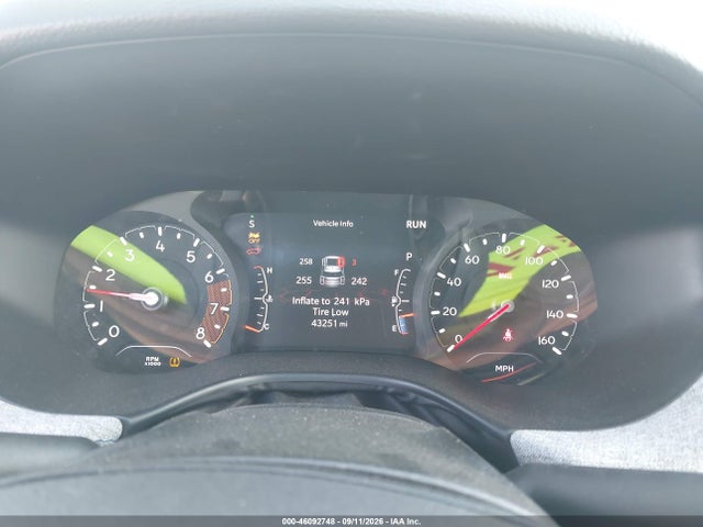 Auction sale of the 2024 Jeep Compass Latitude 4x4, vin: 3C4NJDBN8RT118137, lot number: 46092748
