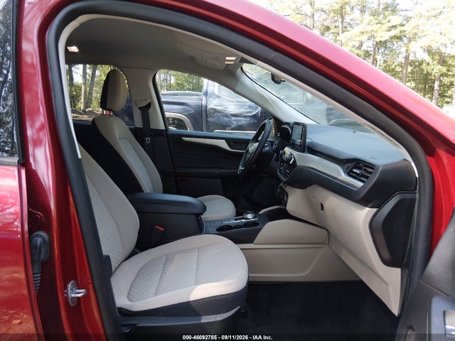 Продажа на аукционе авто 2022 Ford Escape Se Hybrid, vin: 1FMCU0BZ6NUA37434, номер лота: 46092785
