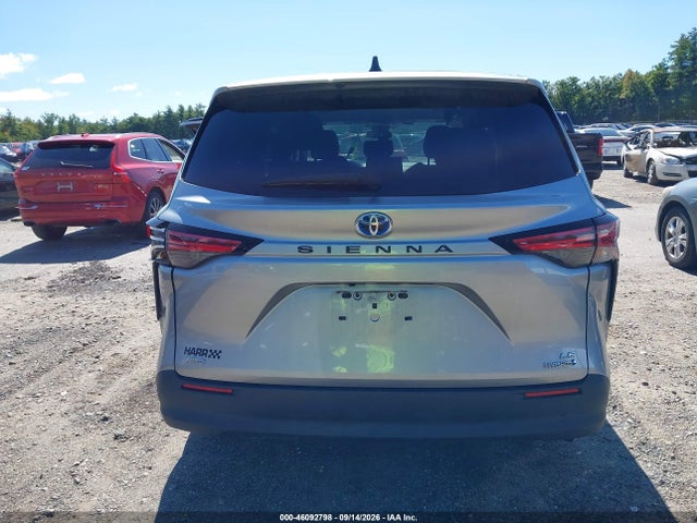 2021 Toyota Sienna Le მანქანა იყიდება აუქციონზე, vin: 5TDKSKFC2MS015098, აუქციონის ნომერი: 46092798