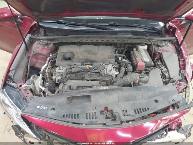 46092833 :رقم المزاد ، 4T1B11HK1KU697235 vin ، 2019 Toyota Camry Le مزاد بيع